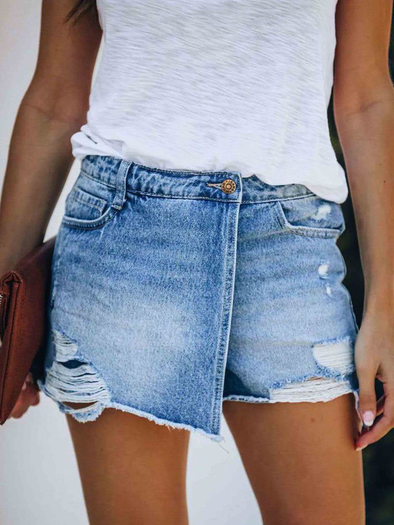 Amsoin Casual Ripped Denim Shorts